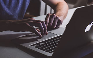 易翻译能译手账装饰流苏制作教程吗？手把手教你打造多语言创意手账